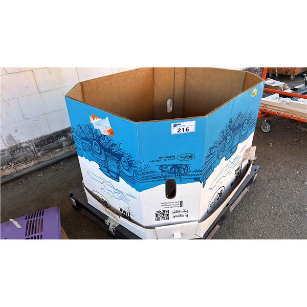 PALLET OF HENRY SINGER SUIT BAGS