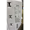 Image 3 : MIDEA 5,000 BTU WINDOW AIR CONDITIONER (NO REMOTE)
