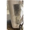 Image 3 : FRIGIDAIRE DEHUMIDIFIER