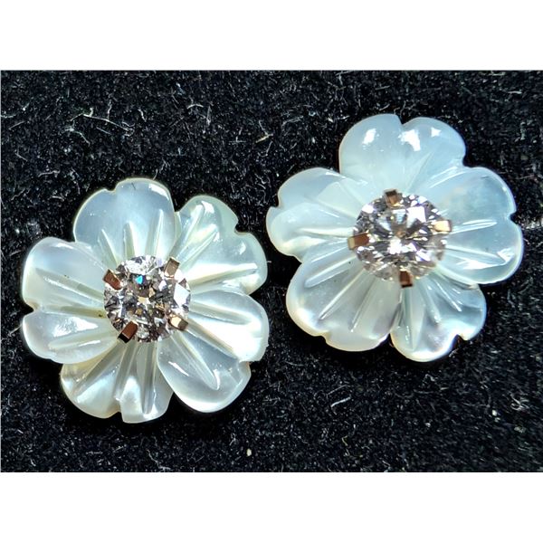 14K LAB DIAMOND (0.2CT)2IN1 EARRING, SUGGESTED RETAIL VALUE $400