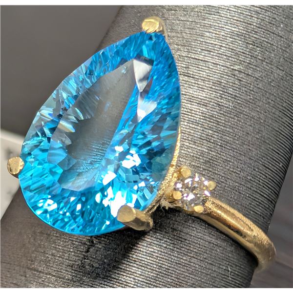 10K(1.9G), BLUE TOPAZ (3CT), DIAMOND (0.03CT)RING, SIZE 6, SUGGESTED RETAIL VALUE $2600