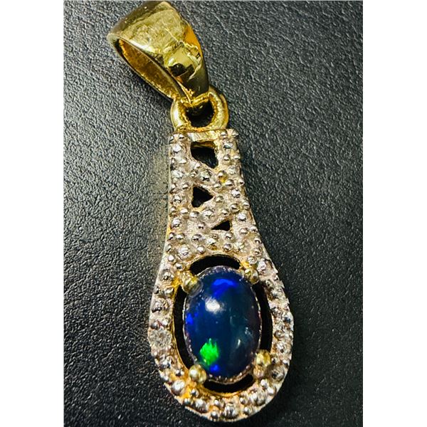 SILVER(1.51G), OPAL (0.4CT) PENDANT