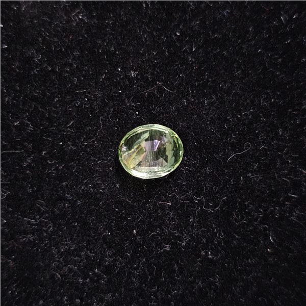 2.51CT 8.5MM X 7MM NATURAL UNTREATED OVAL GREEN AFRICAN PERIDOT GEMSTONE
