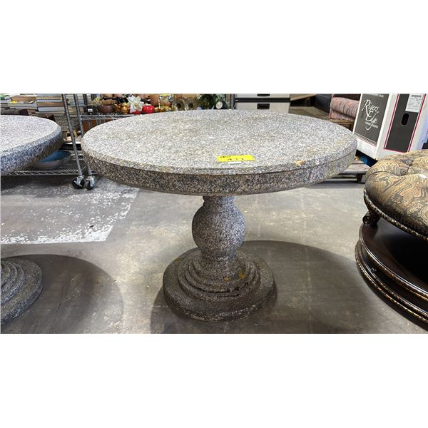 ROUND OUTDOOR PAINTED WOOD TABLE 40" X 30" (MINOR COSMETIC DAMAGE)
