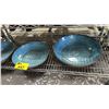 Image 3 : 3 POTTERY PLATES/BOWLS