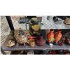 Image 2 : SHELF OF ASSORTED DECOR INCLUDING; CHINESE MOTIF TEAPOT, VASES, CONTAINERS & MORE