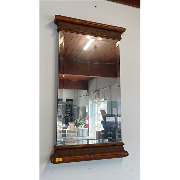 VINTAGE REGENCY STYLE WOOD FRAMED WALL MIRROR