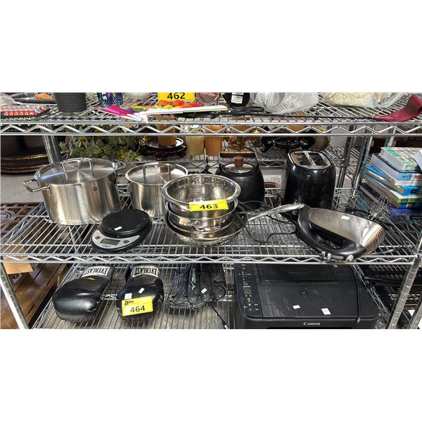 SHELF OF ASSORTED KITCHENWARE INCLUDING; MIXING BOWLS, PANS, TOASTER, KETTLE & MORE