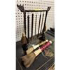 Image 3 : CHINESE DRAGON MOTIF CALLIGRAPHY BRUSH HOLDER WITH ASSORTED CALLIGRAPHY BRUSHES