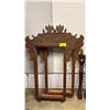 Image 2 : 2 ORNATE MIRROR FRAMES & 4 ORNATE TABLE LEGS