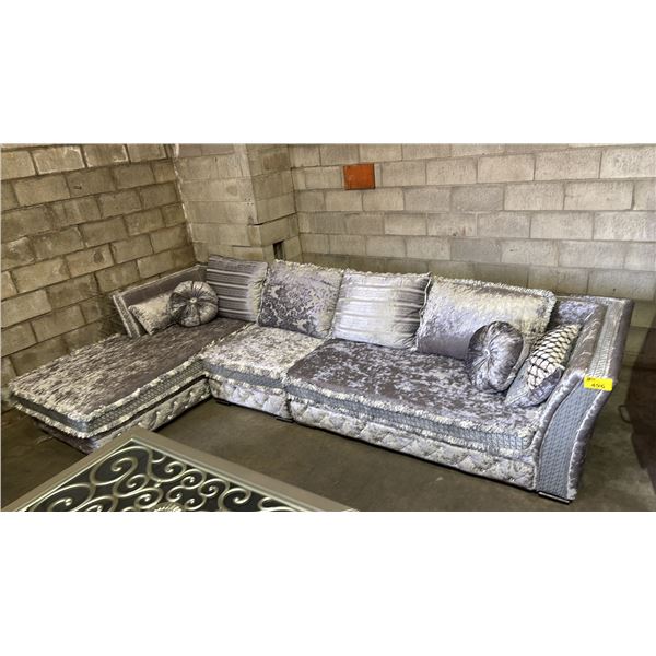 3-PC TUFTED PATTERNED FABRIC SECTIONAL SOFA WITH THROW PILLOWS