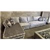 Image 4 : 3-PC TUFTED PATTERNED FABRIC SECTIONAL SOFA WITH THROW PILLOWS