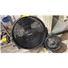 Image 2 : 3 ASSORTED HONEYWELL FANS
