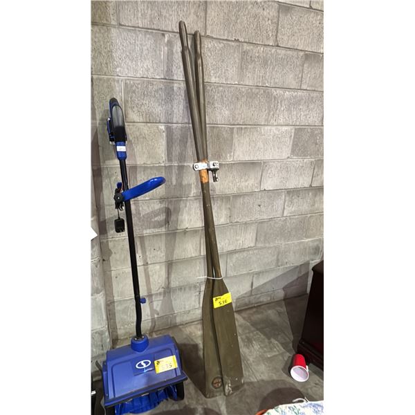 PAIR OF 6' WOOD ROWING OARS