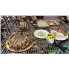 Image 2 : SHELF OF ASSORTED ITEMS INCLUDING; ORNATE SHELVES, FRUIT BOWL, DISHES, COLLECTIBLE PLATE STANDS &