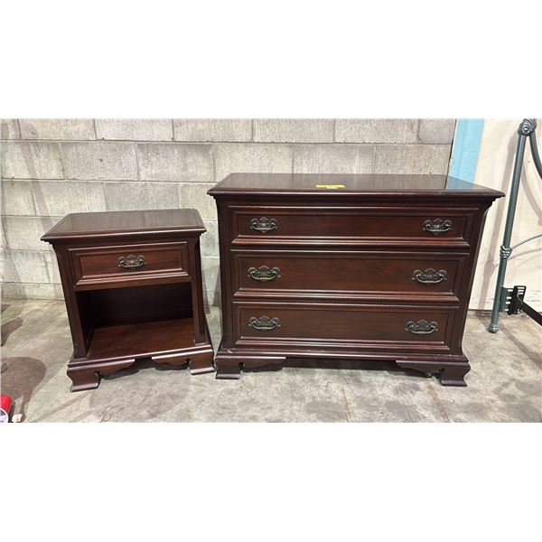 SOLID MAHOGANY GIBBARD 3-DRAWER DRESSER 40" X 20" X 31" & 1-DRAWER NIGHTSTAND 22" X 15" X 25"