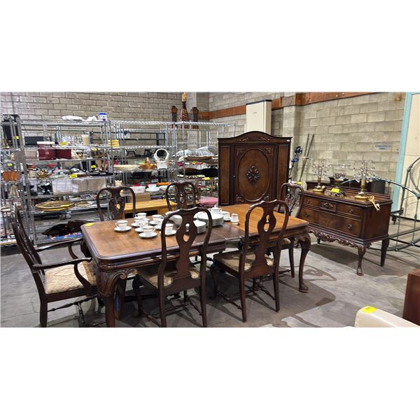 9-PC HEAVILY CARVED ANTIQUE WALNUT DINING ROOM SUITE WITH TABLE, 6 CHAIRS, 2 LEAVES, SIDEBOARD