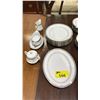 Image 2 : NORITAKE LEGACY SPLENDOR 44-PC FINE BONE CHINA SET