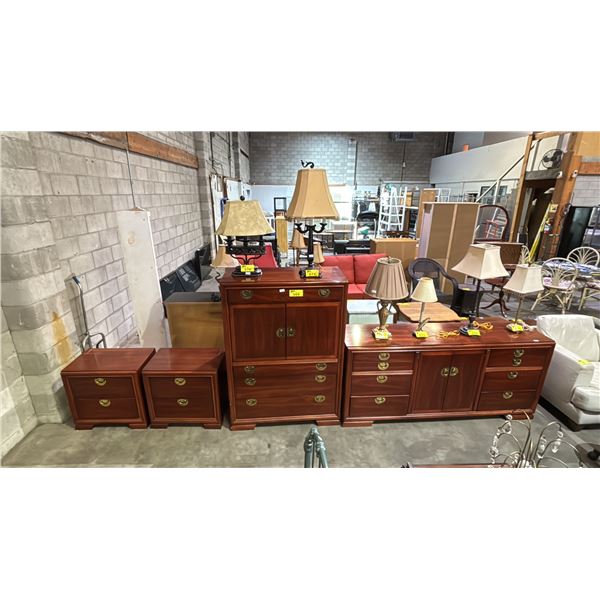 4-PC KROEHLER BEDROOM SET INCLUDING; 6-DRAWER 2-DOOR DRESSER, 4-DRAWER 2-DOOR HIGHBOY DRESSER & (2)