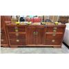 Image 4 : 4-PC KROEHLER BEDROOM SET INCLUDING; 6-DRAWER 2-DOOR DRESSER, 4-DRAWER 2-DOOR HIGHBOY DRESSER & (2)