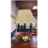 Image 1 : TABLE LAMP WITH SHADE