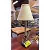 Image 2 : TABLE LAMP WITH SHADE