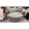 Image 1 : STYLUS LARGE ROUND LOUNGE CHAIR APPROX 5' WIDE