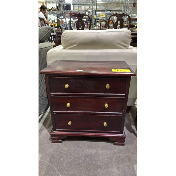 3-DRAWER END TABLE 21.5" X 11.5" X 22"