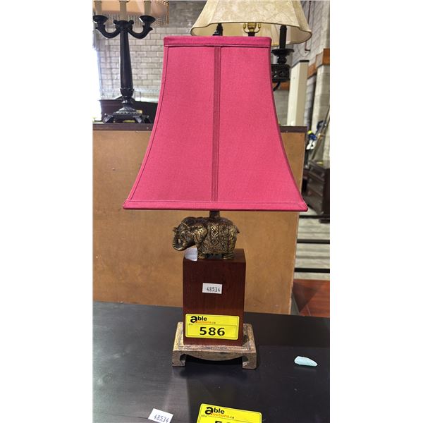 TABLE LAMP WITH SHADE