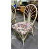 Image 2 : ROUND GLASS TOP PATIO TABLE WITH 4 CHAIRS 48" X 28" *CONTENTS OF TABLE NOT INCLUDED*
