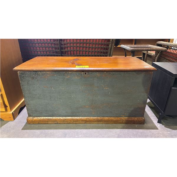 WOOD STORAGE CHEST *NO HINGES OR HARDWARE, TOP LOOSE*