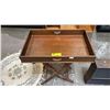 Image 2 : SERVING TRAY WITH FOLDING STAND