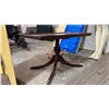 Image 2 : GLASS TOP TABLE 28.5" X 18" X 18"
