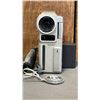 Image 4 : SONY MINI DV HANDYCAM WITH BATTERY PACK