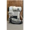Image 5 : SONY MINI DV HANDYCAM WITH BATTERY PACK