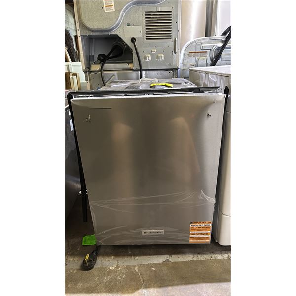 KITCHENAID STAINLESS STEEL DISHWASHER *NO HANDLE*