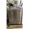 Image 1 : KITCHENAID STAINLESS STEEL DISHWASHER *NO HANDLE*