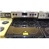 Image 3 : FRIGIDAIRE STAINLESS STEEL ELECTRIC STOVE WITH OVEN