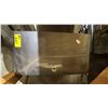 Image 1 : WASHER/DRYER PEDESTAL WITH DRAWER