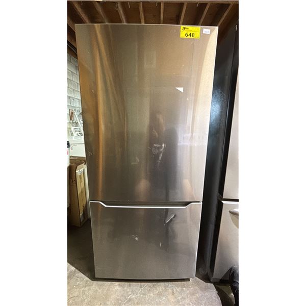 INSIGNIA STAINLESS STEEL SWING OUT FRIDGE 29.5"W