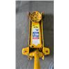 Image 2 : LINCOLN 2-TON FLOOR JACK