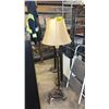 Image 1 : FLOOR LAMP WITH SHADE (NO HARP)
