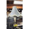 Image 1 : TABLE LAMP WITH SHADE