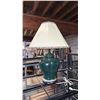 Image 3 : PAIR OF TABLE LAMPS WITH SHADES