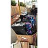 Image 2 : PALLET OF ASSORTED ITEMS INCLUDING; BISSELL POWERCLEAN TURBOBRUSH PET CLEANER, ARTIKA LIGHTING, ION