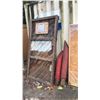 Image 2 : LARGE ASSORTMENT OF ANTIQUE WOOD DOORS, WINDOWS & MORE