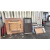 Image 3 : LARGE ASSORTMENT OF ANTIQUE WOOD DOORS, WINDOWS & MORE