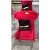 Image 3 : GOLD RAM MOTIF VELVET LOUNGE CHAIR