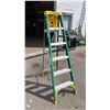 Image 1 : 6' FEATHERLITE FIBERGLASS STEPLADDER