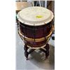 Image 4 : PAIR OF 23" DIAMETER TAIKO DRUMS WITH WOOD STANDS